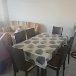 Appartement Urbanizacion Bahia, Mezquitilla, Al Lado De La Playa, El Horario De La Piscina Varia Segun Fechas
