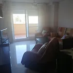 Appartement Urbanizacion Bahia, Mezquitilla, Al Lado De La Playa, El Horario De La Piscina Varia Segun Fechas *