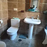 Appartement Urbanizacion Bahia, Mezquitilla, Al Lado De La Playa, El Horario De La Piscina Varia Segun Fechas *